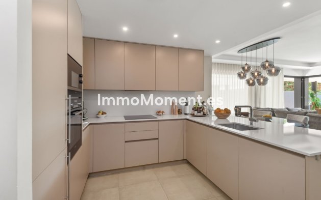 Wiederverkauf - Wohnung - Estepona  - Estepona Centro