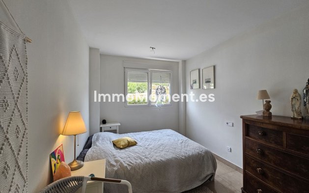 Resale - Apartment - Manilva