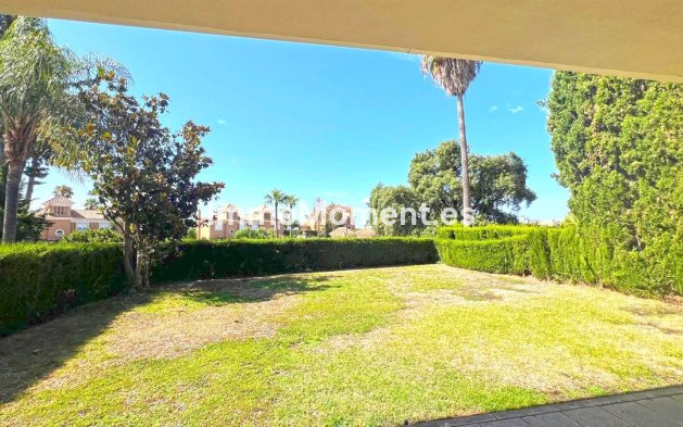 Wiederverkauf - Freistehende Villa - Marbella - Marbella Centro