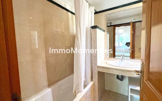 Wiederverkauf - Freistehende Villa - Marbella - Marbella Centro