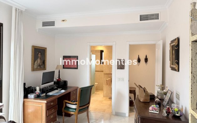 Wiederverkauf - Wohnung - Estepona  - Hacienda del Sol