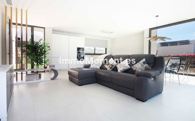 Wiederverkauf - Freistehende Villa - Orihuela - Las Colinas Golf