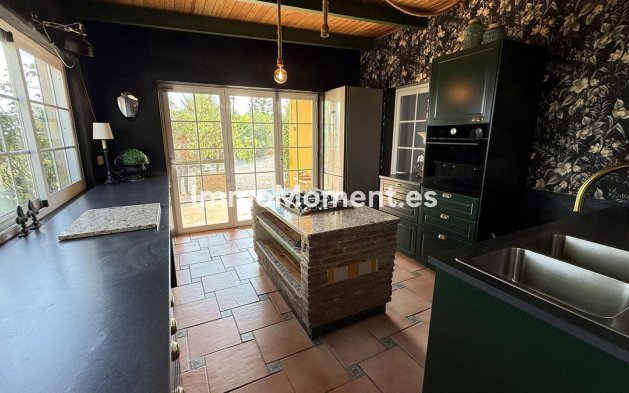 Bestaande woning - Landhuis - Binnenland  - Coín
