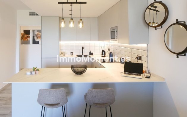 Resale - Apartment - Marbella - Cabopino