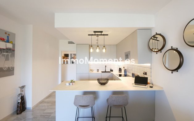 Resale - Apartment - Marbella - Cabopino