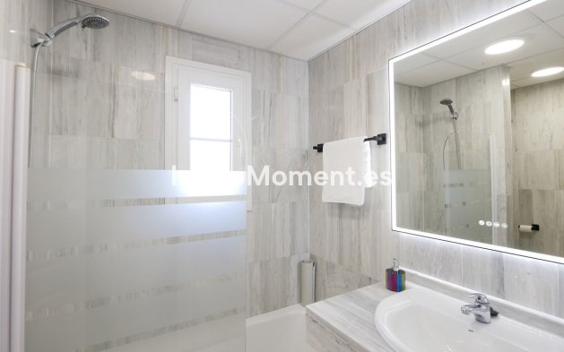 Resale - Apartment - Marbella - Cabopino
