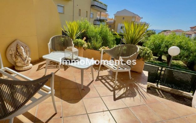 Resale - Apartment - Marbella - Cabopino