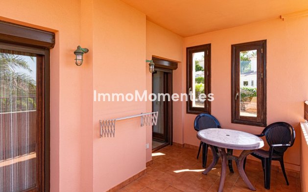 Resale - Detached villa - Estepona - Estepona Centro