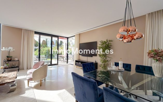 Wiederverkauf - Freistehende Villa - Marbella - Cabopino