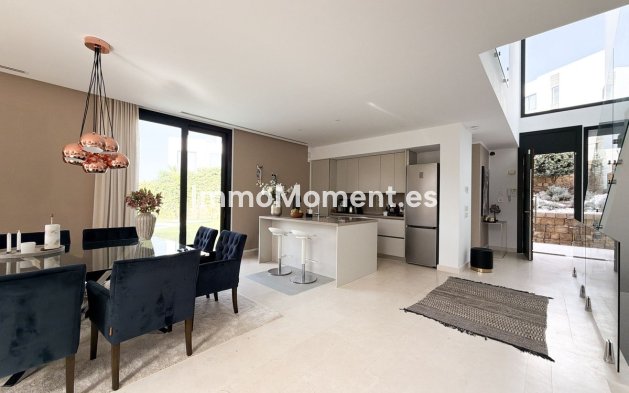 Wiederverkauf - Freistehende Villa - Marbella - Cabopino
