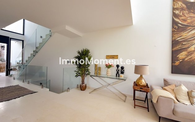 Wiederverkauf - Freistehende Villa - Marbella - Cabopino