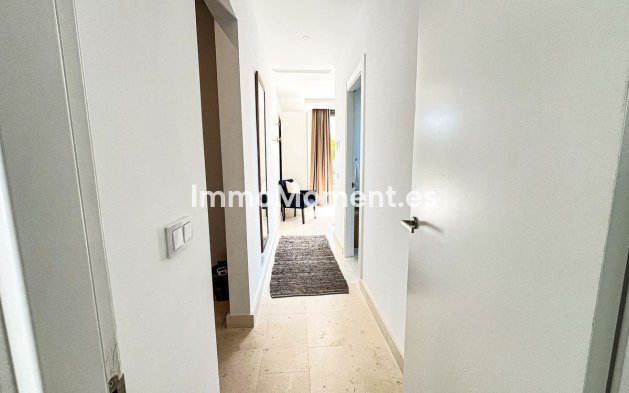Wiederverkauf - Freistehende Villa - Marbella - Cabopino