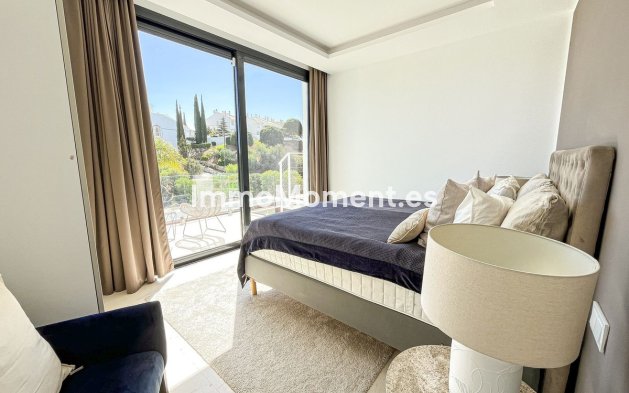 Wiederverkauf - Freistehende Villa - Marbella - Cabopino