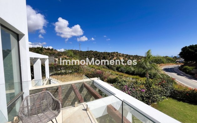 Wiederverkauf - Freistehende Villa - Marbella - Cabopino