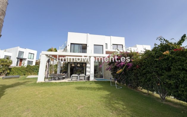 Wiederverkauf - Freistehende Villa - Marbella - Cabopino