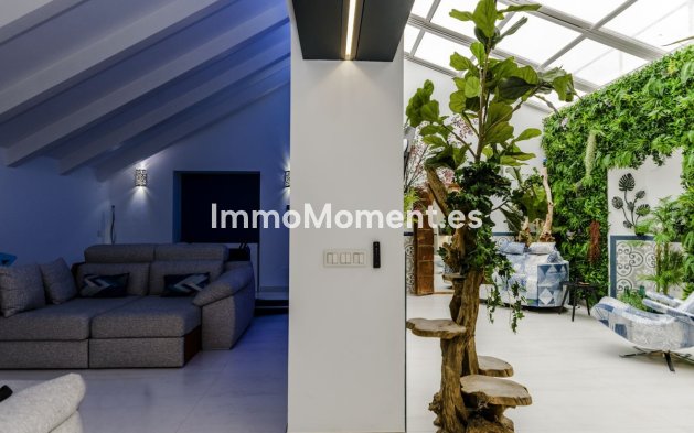 Bestaande woning - Rijtjeshuis - Estepona  - Estepona Centro