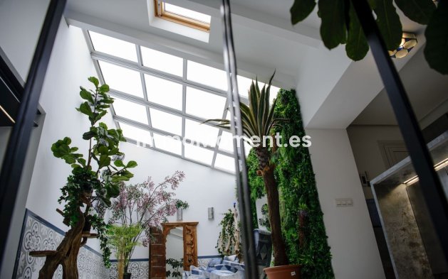 Bestaande woning - Rijtjeshuis - Estepona  - Estepona Centro