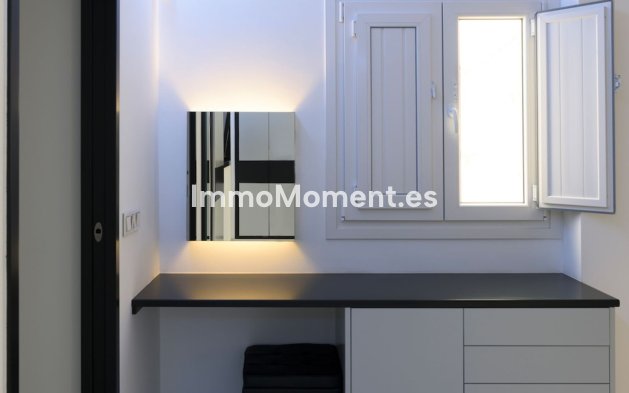 Bestaande woning - Rijtjeshuis - Estepona  - Estepona Centro