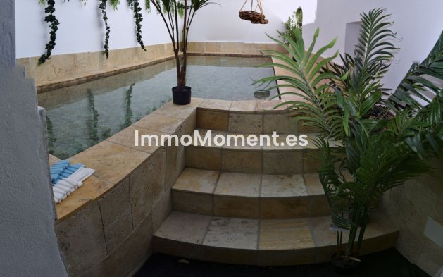 Bestaande woning - Rijtjeshuis - Estepona  - Estepona Centro