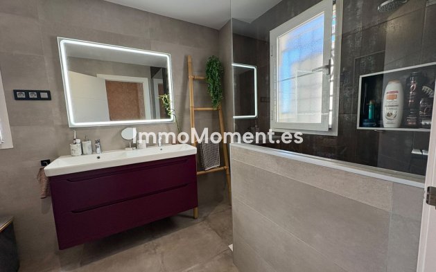 Resale - Apartment - Benalmadena - Benalmadena Centro