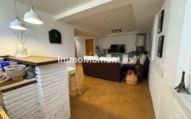 Resale - Apartment - Benalmadena - Benalmadena Centro