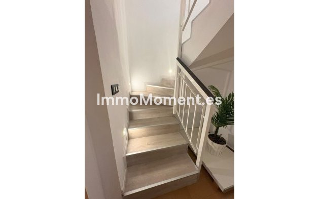 Resale - Apartment - Benalmadena - Benalmadena Centro