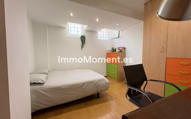 Resale - Apartment - Benalmadena - Benalmadena Centro