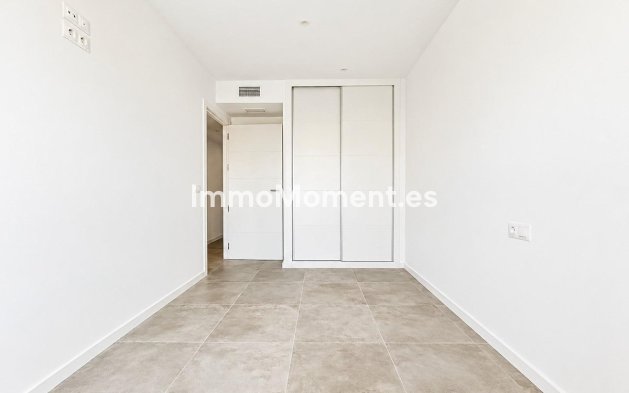 Resale - Apartment - Orihuela - Campoamor