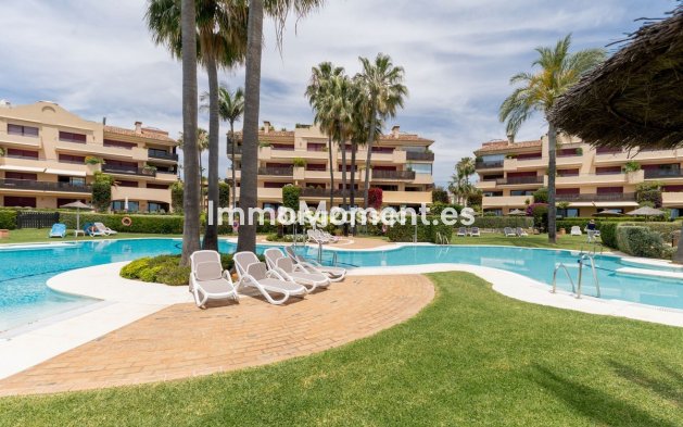 Wiederverkauf - Wohnung - Estepona  - Costalita