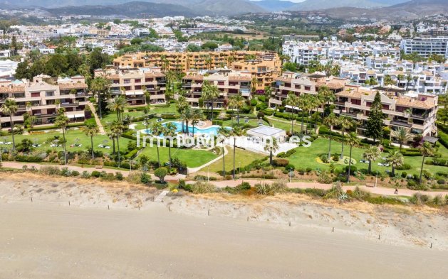 Wiederverkauf - Wohnung - Estepona  - Costalita