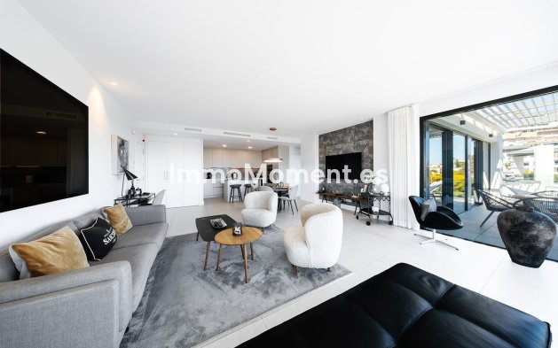 Resale - Apartment - Benahavís - La Quinta