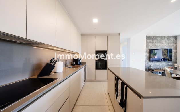Resale - Apartment - Benahavís - La Quinta