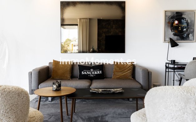 Resale - Apartment - Benahavís - La Quinta