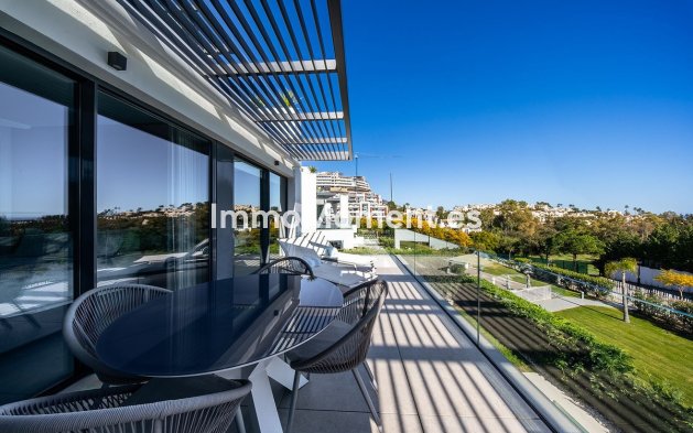 Resale - Apartment - Benahavís - La Quinta