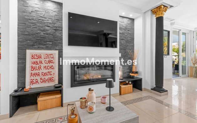 Resale - Apartment - Benahavís - Benahavís Centro