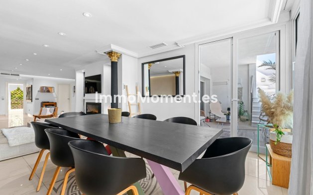 Resale - Apartment - Benahavís - Benahavís Centro