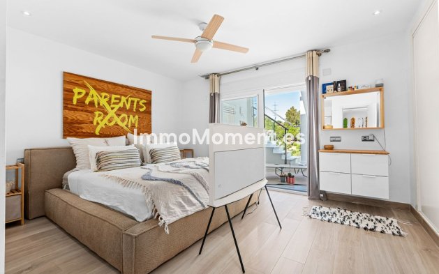Resale - Apartment - Benahavís - Benahavís Centro