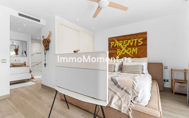Resale - Apartment - Benahavís - Benahavís Centro