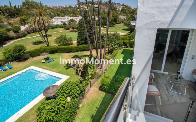 Resale - Apartment - Benahavís - Benahavís Centro