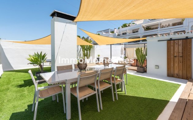 Resale - Apartment - Benahavís - Benahavís Centro