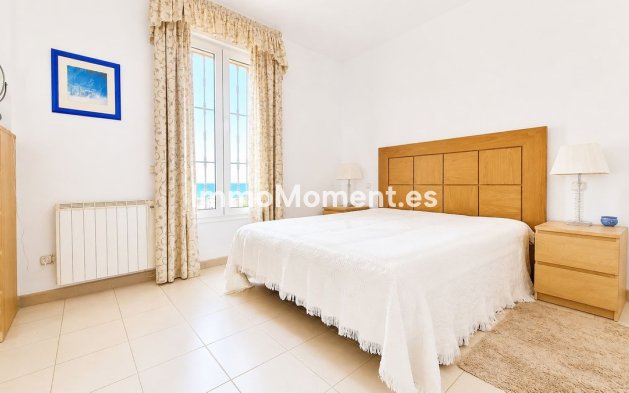 Resale - Detached villa - Manilva - La Duquesa