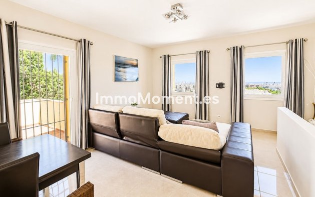 Resale - Detached villa - Manilva - La Duquesa