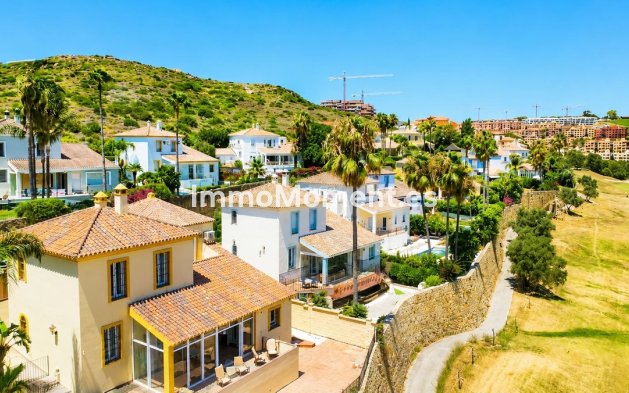 Resale - Detached villa - Manilva - La Duquesa