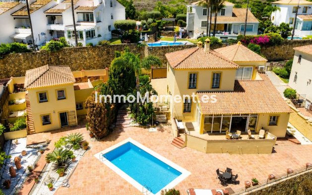 Resale - Detached villa - Manilva - La Duquesa