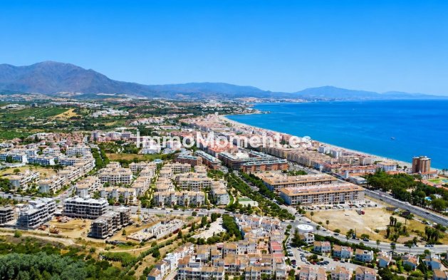Resale - Detached villa - Manilva - La Duquesa