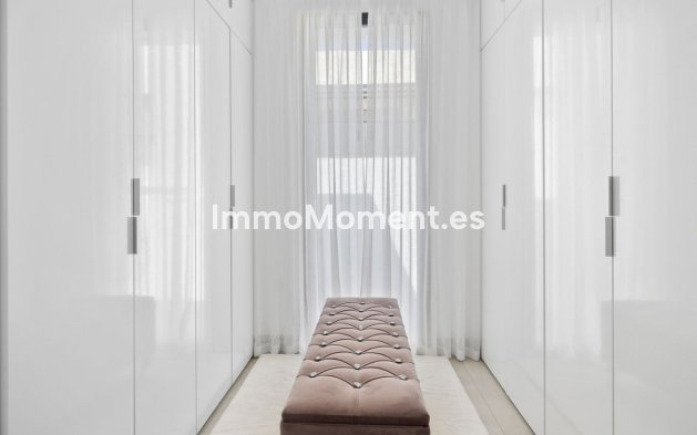 Wiederverkauf - Freistehende Villa - Benalmadena - Torremuelle