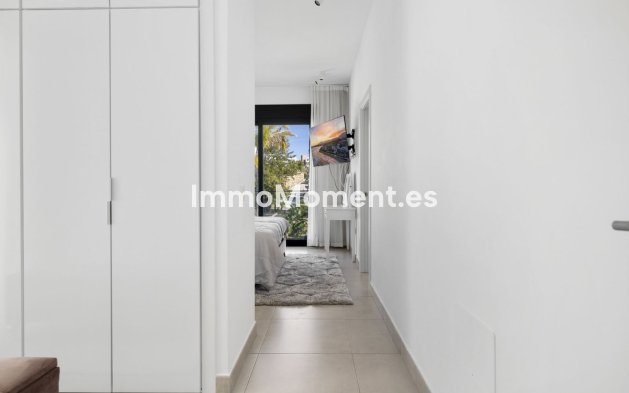 Wiederverkauf - Freistehende Villa - Benalmadena - Torremuelle