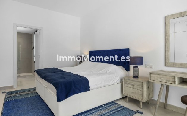 Wiederverkauf - Freistehende Villa - Benalmadena - Torremuelle