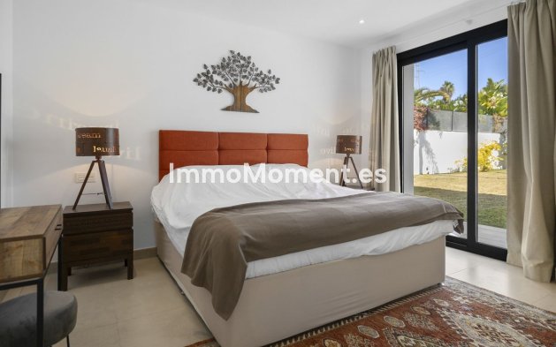 Wiederverkauf - Freistehende Villa - Benalmadena - Torremuelle
