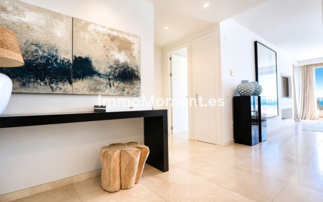 Resale - Apartment - Marbella - Puerto de Cabopino